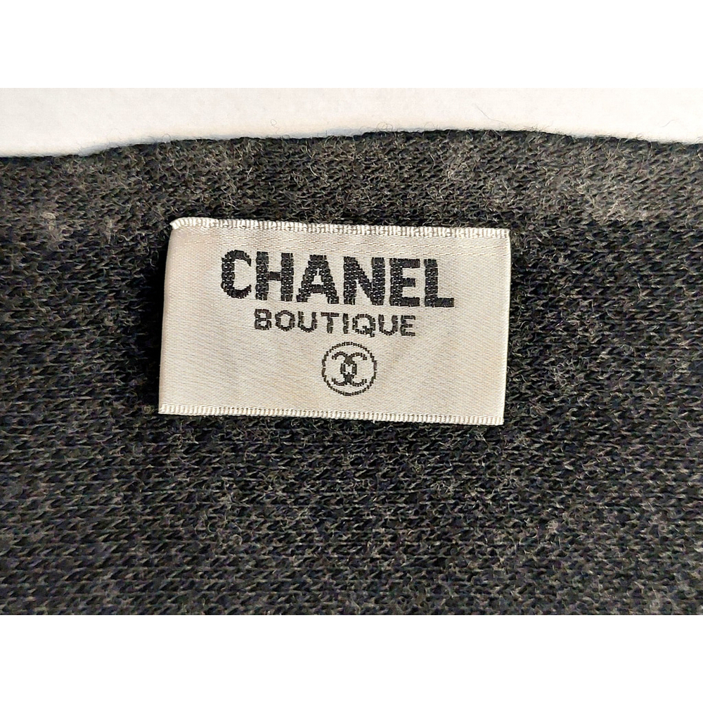 CHANEL Black & Charcoal Gray 100% Wool Reversible Long Scarf - Picture 11 of 11